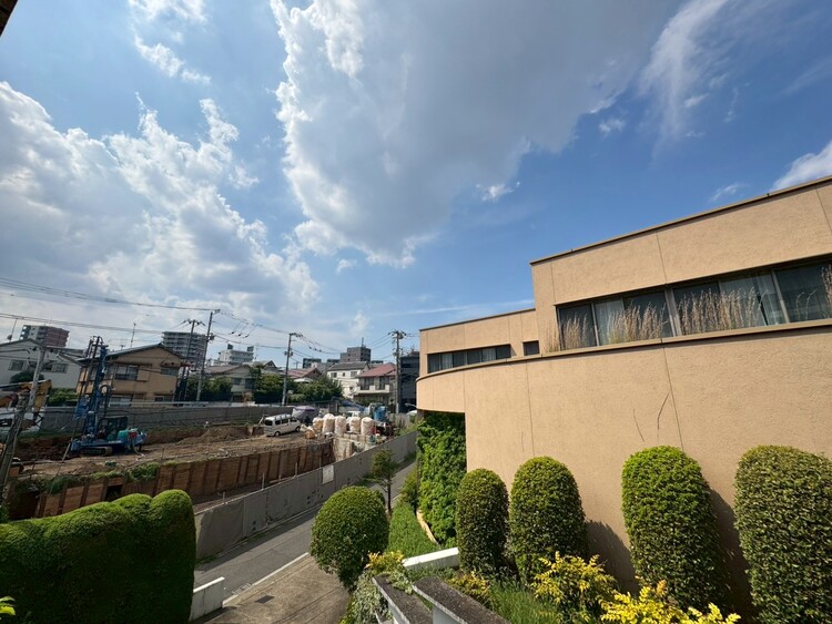 その他 眺望や窓からの景色が良いと、家で過ごす時間も快適です。