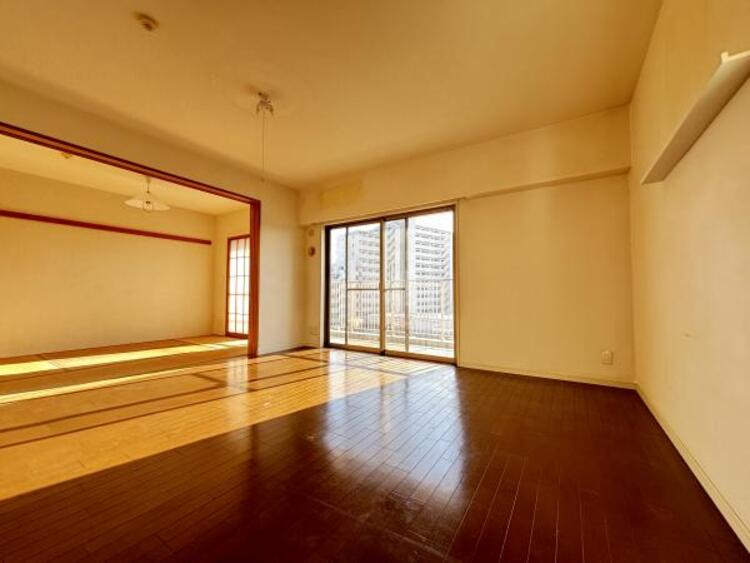 居間 【2025年11月撮影】