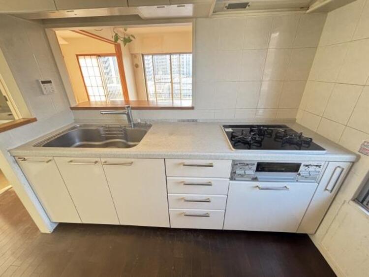 居間 【2025年11月撮影】