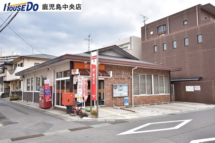 周辺 【真砂本町郵便局】鹿児島市真砂本町にある郵便局です。駐車場有【14台】営業時間郵便平日9：00〜17：00ATM平日8：00〜20：00、土日祝9：00〜18：00 徒歩 約6分（約430m）