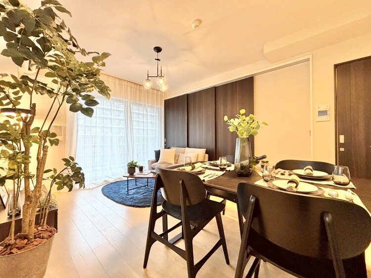 居間 過ごす時間が、たくさんの思い出として紡がれていく場所。