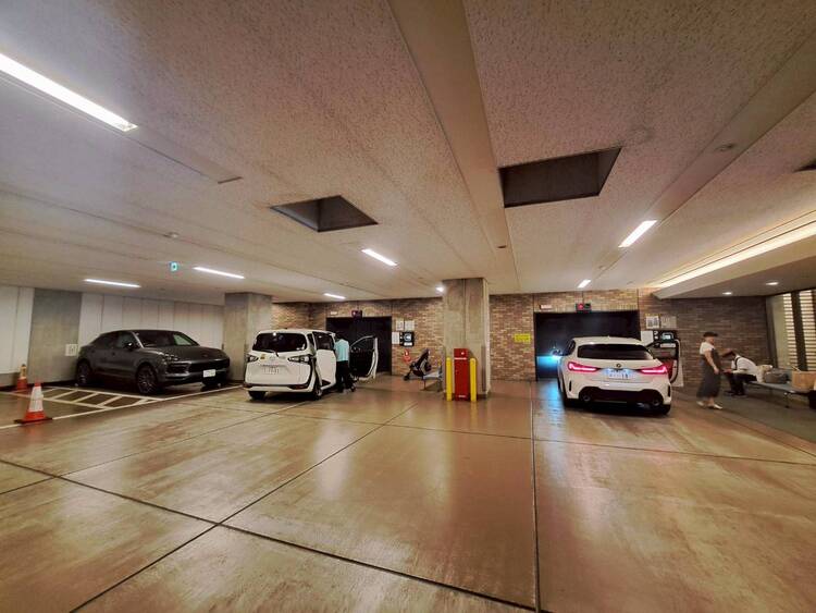 その他 駐車スペースが嬉しいですね。※空き状況は都度ご確認下さい。