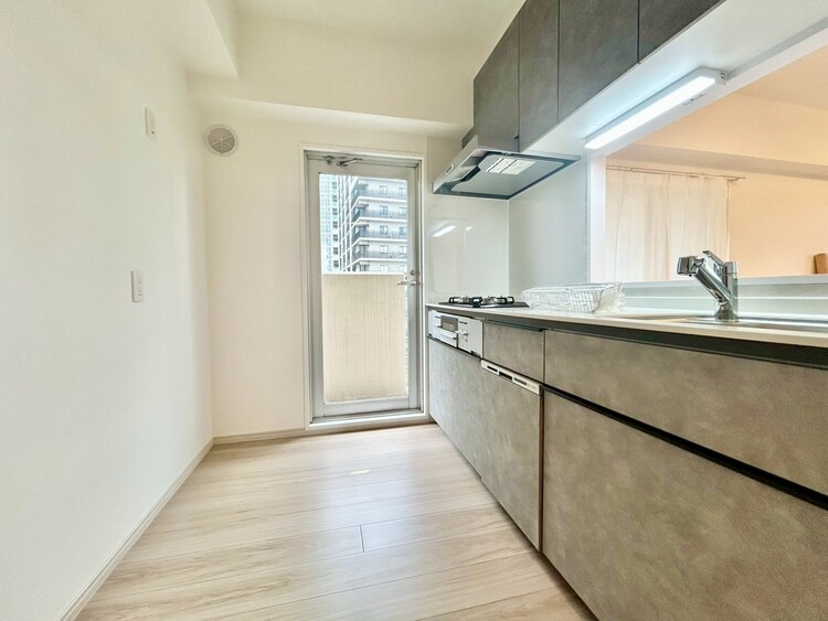 その他 開放感のあるキッチンスペース。調理をしながら、会話も弾みそうですね。