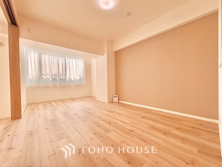 内装 【Private room】感性を育むプライベートルームはシンプルでスマートな空間。好みの空間で読書をしたり、音楽を聞いたりと一人の時間も充実したものにできます。