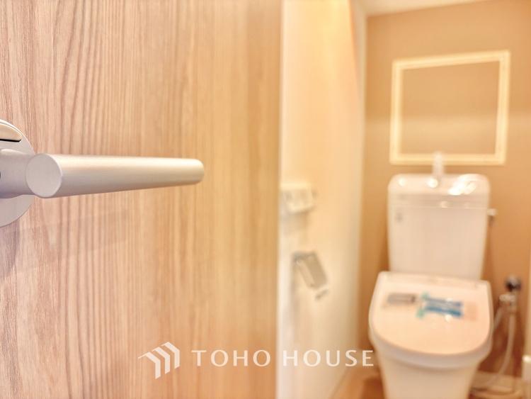 トイレ 清潔感あふれる快適なトイレ。毎日を心地よく過ごせるおすすめポイントです。