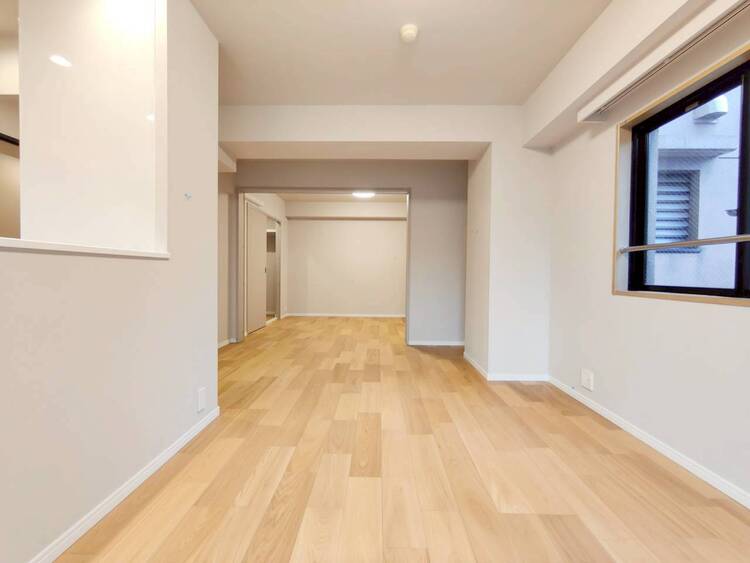 居間 充実した生活は伸びやかな居室空間から始まります。