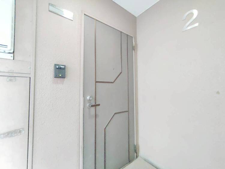 設備 清潔感のある落ち着いた雰囲気の玄関です。