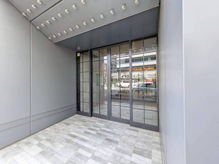 その他 上質感漂う玄関アプローチです。