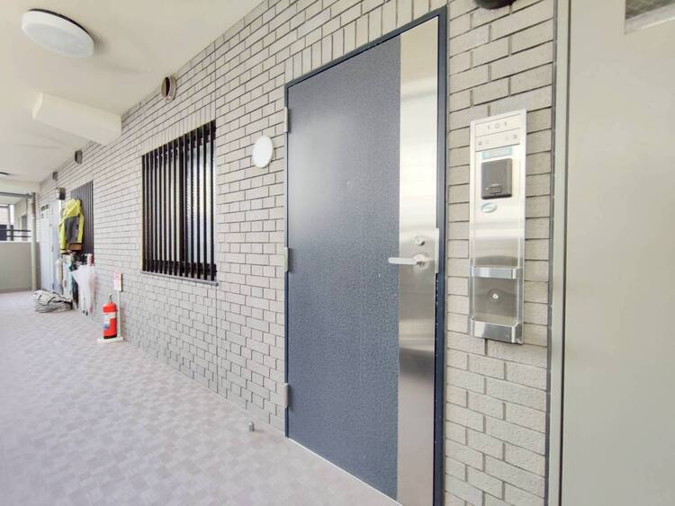 玄関 清潔感のある落ち着いた雰囲気の玄関です。