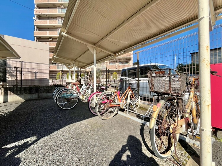 その他 駐輪場も綺麗に整頓されています。※空き状況は都度ご確認下さい。