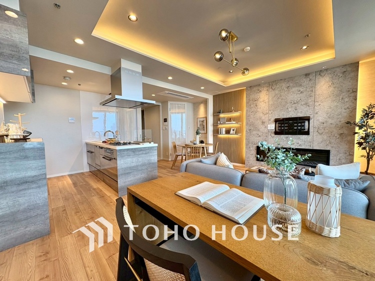 内装 【LIVING】◆家族◆愛する家族を一目で見渡せる。家族が集う空間。永遠に続く幸せな毎日を、ここで。