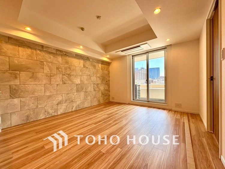 内装 【LIVING】◆扉を◆開くとこの景色。家族の”おかえり”の声が聞こえてきそう。