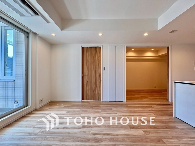 内装 【LIVING】◆住む喜び、楽しさ、感動◆を君と共有したい。いつまでもずっと家族を見渡せるこの広い空間で。