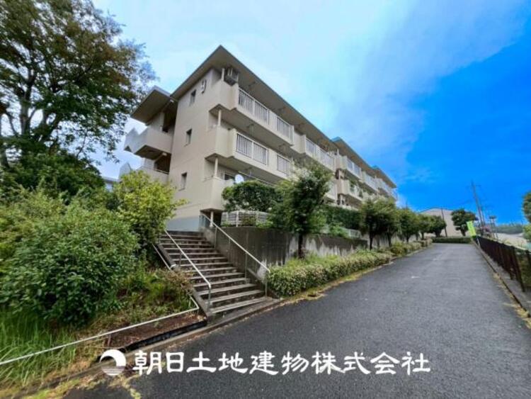 外観 【外観写真】その家から感じられる、気品・上質・重厚感・極細やかさ、そのすべては見た者に安らぎを与える特別な空間です。ここに住むからこそ意味がある。すべての（始まり）をここから迎えましょう。