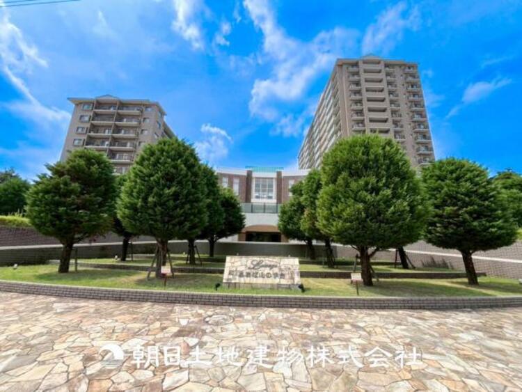 外観 【外観写真】その家から感じられる、気品・上質・重厚感・極細やかさ、そのすべては見た者に安らぎを与える特別な空間です。ここに住むからこそ意味がある。すべての（始まり）をここから迎えましょう。