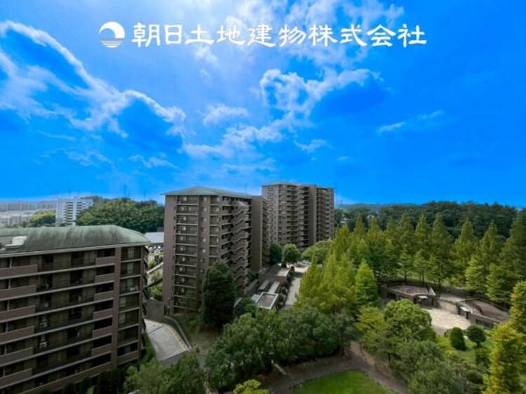 その他 【眺望】温かい太陽を感じる事ができるのは、目の前に遮るものが無いから。彼方に広がる風景が絵画のように広がります。