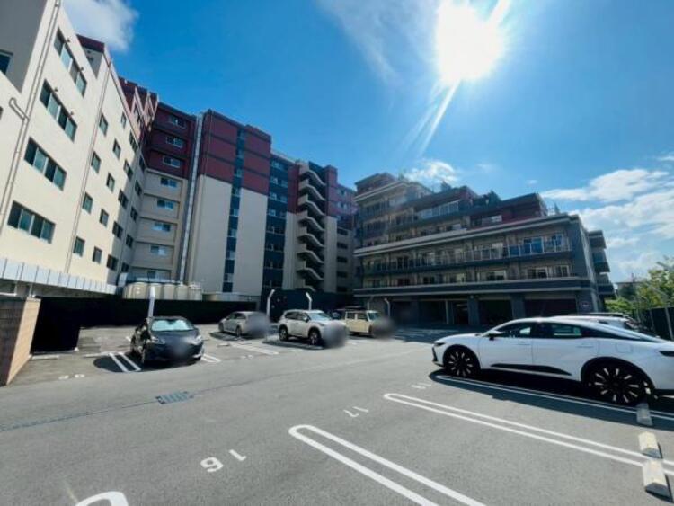 駐車場 【2025年8月撮影】