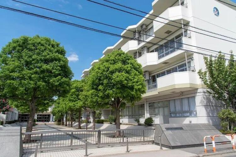 周辺 足立区立入谷南中学校