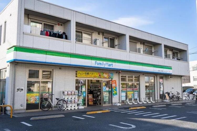 周辺 ファミリーマート足立舎人一丁目店