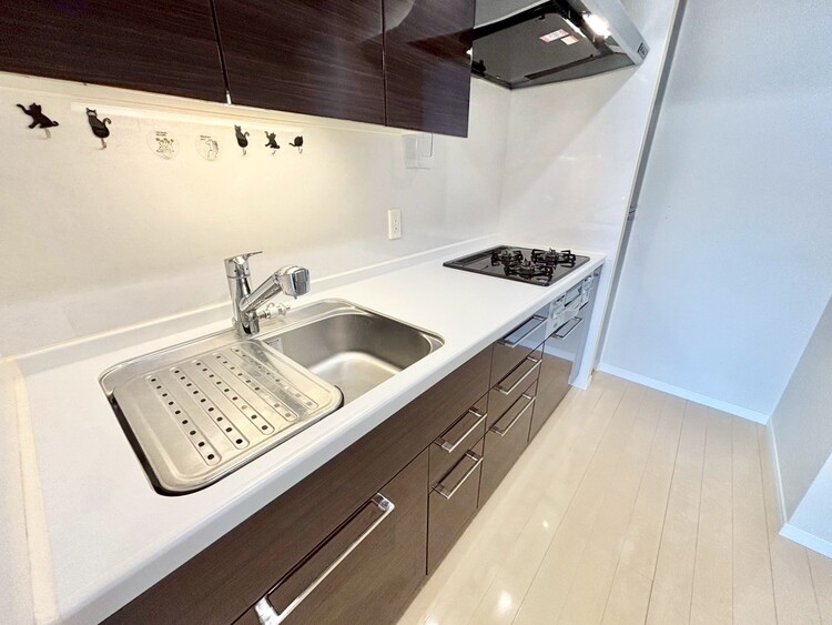 キッチン 洗練されたスタイリッシュなデザイン性と使いやすさを備えた仕様。