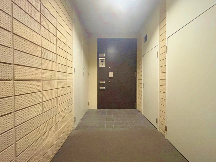 玄関 玄関を開ければ、そこは安らぎのご自宅。