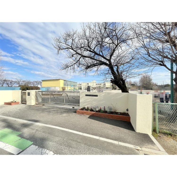 周辺 勝瀬小学校(約1100m)