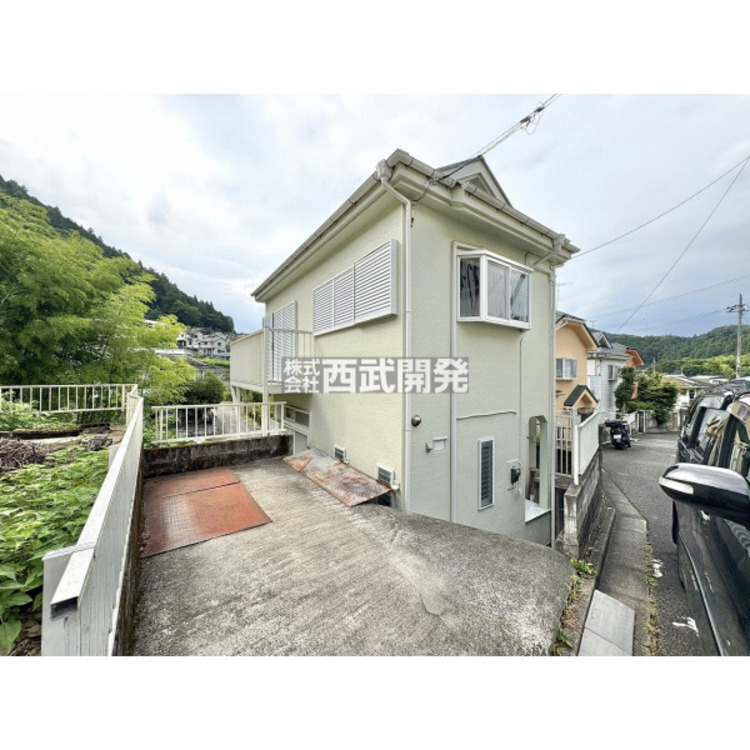 外観 空家の為、お気軽に内覧可能です。