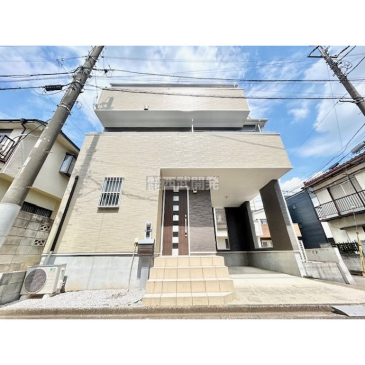 外観 東武東上線「柳瀬川」駅徒歩12分！平成25年築の中古戸建です。3方角地で陽当・眺望良好です。