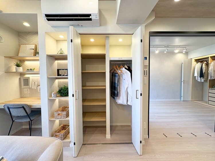 その他 家電やスーツケース、ストック品など何でも片付く嬉しい空間です。