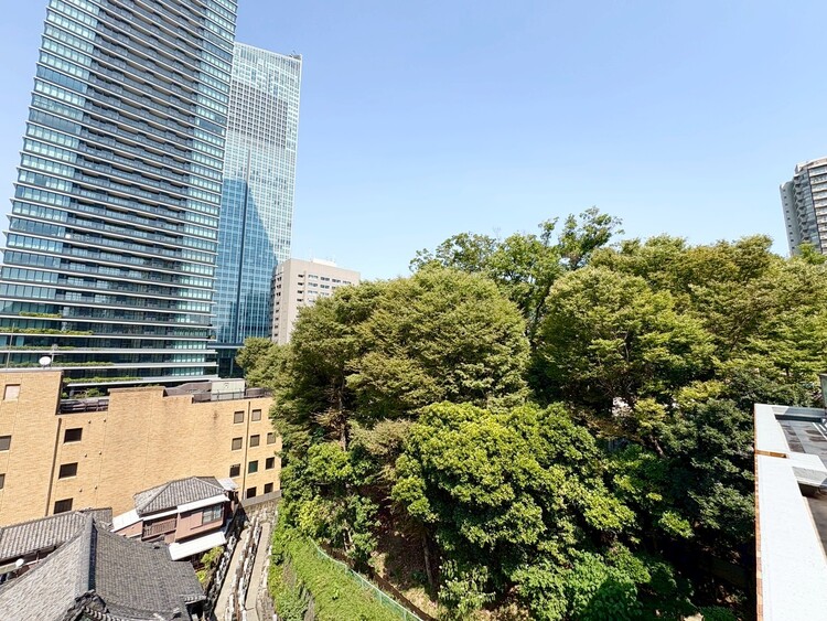 その他 眺望や窓からの景色が良いと、家で過ごす時間も快適です。