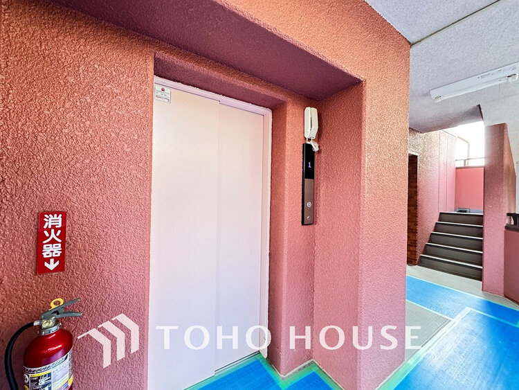 その他 エレベーターもあるので荷物が多くなっても安心です