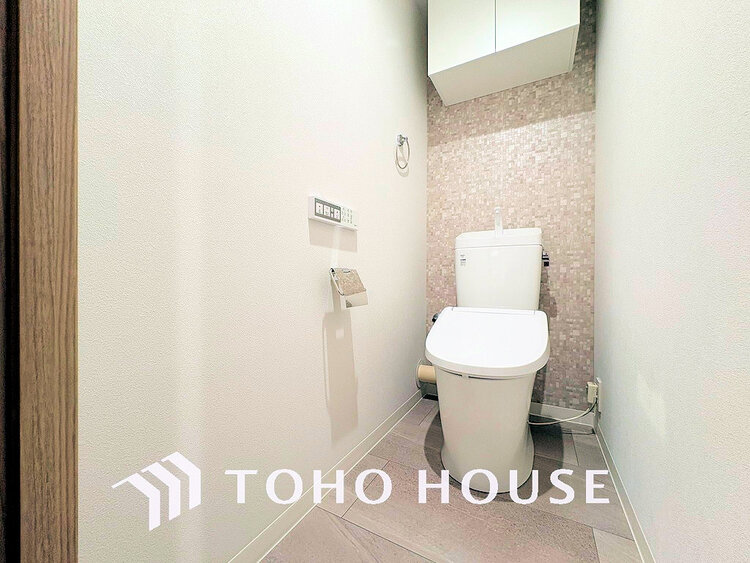 トイレ トイレには快適な温水洗浄便座付