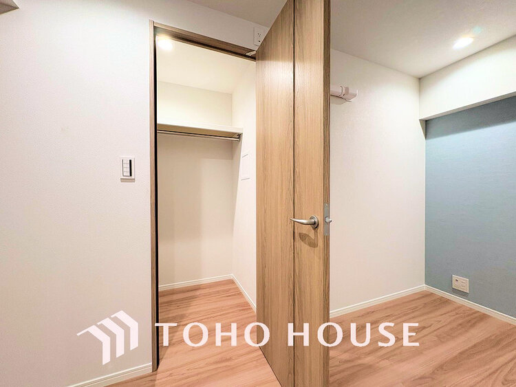 収納 沢山のお洋服を綺麗に収納できる「ウォークインクローゼット」