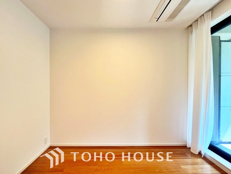 内装 【PRIVATE ROOM】◆属毛離裏◆子は父を手本とし、母に愛育されて成長する。家族の深い繋がり。いつまでも大切にしたい。