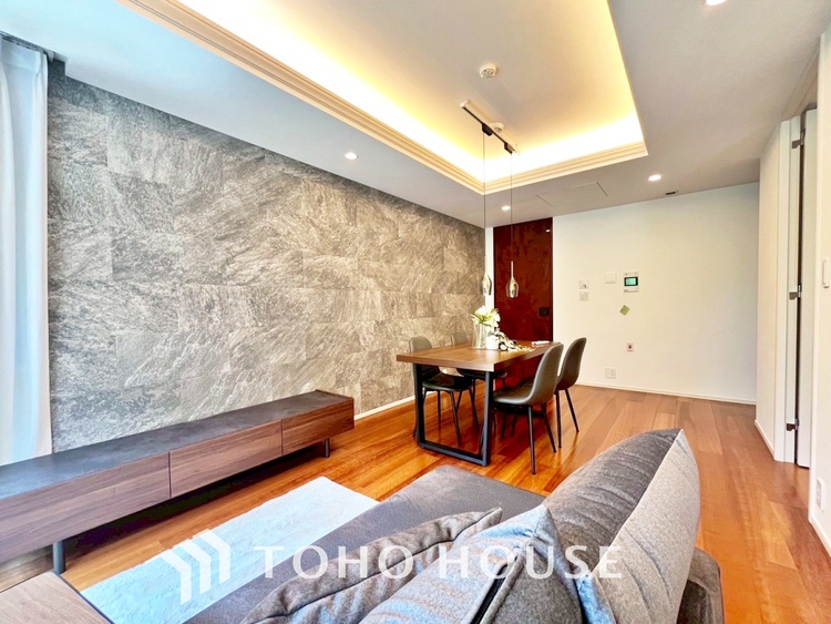 内装 【LIVING】◆住む喜び、楽しさ、感動◆を君と共有したい。いつまでもずっと家族を見渡せるこの広い空間で。