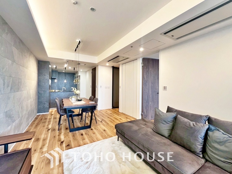 内装 【LIVING】◆住む喜び、楽しさ、感動◆を君と共有したい。いつまでもずっと家族を見渡せるこの広い空間で。