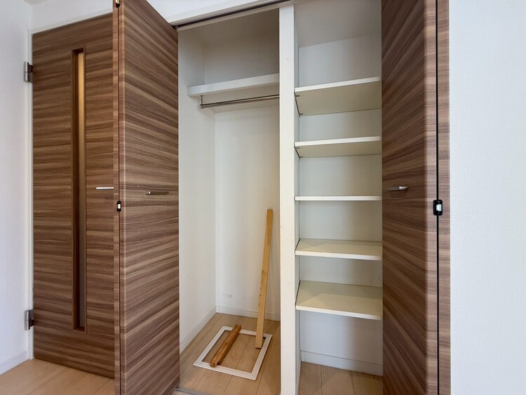 その他 収納スペースが付いていて、お部屋を広く使っていただけます。