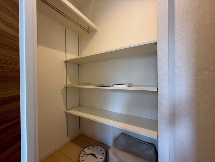 その他 家電やスーツケース、ストック品など何でも片付く嬉しい空間です。