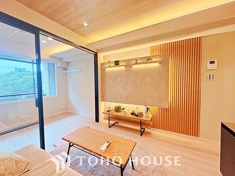 内装 ◆瀟洒な空間◆落ち着きのある彩が見事に調和させた瀟洒な空間を演出。ここに集まる家族の会話と笑顔が絶え間なく続く幸せな空間。