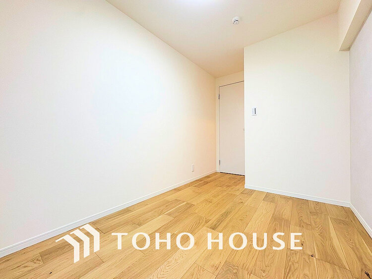 内装 感性を育むプライベートルームはシンプルでスマートな空間