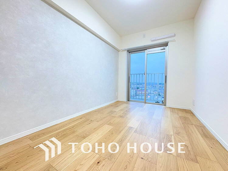 内装 シンプルですっきりとした室内は飽きのこない居心地の良い雰囲気