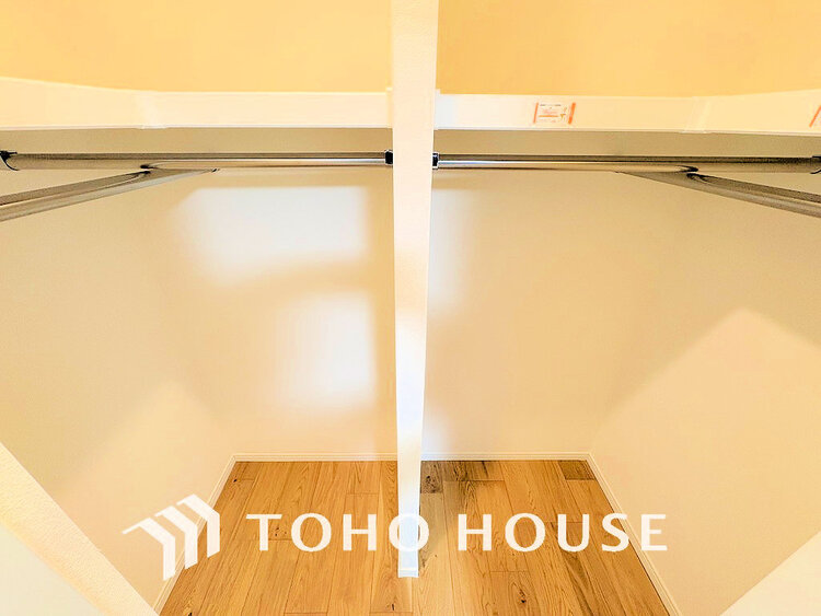 収納 沢山のお洋服を綺麗に収納できる「ウォークインクローゼット」