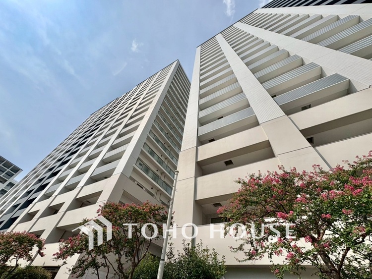 バルコニー 【BALCONY】◆Open new door◆扉の向こうには青空が広がっている。