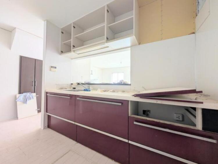 その他 ●〇家族で並んでクッキング。皆でわいわい楽しく作るお料理は愛情たっぷりのごちそう。キッチンで過ごす家族時間は大人になっても心に残る素敵なオンリーワンの思い出に。食後の片付けも苦にならない空間です〇●