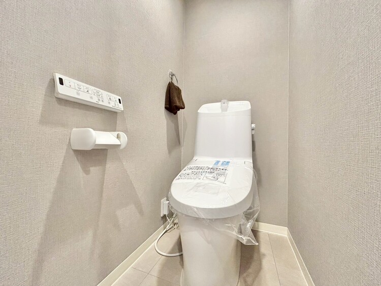 トイレ 暮らしの中のさりげないひとときの快適さにも、こだわりを、持って設備を配しております。