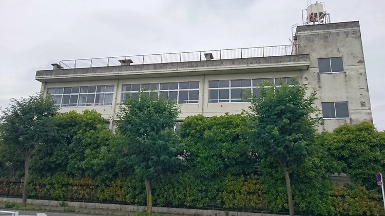 周辺 草加市立栄中学校