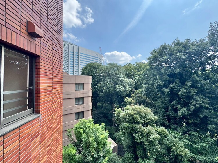 その他 眺望や窓からの景色が良いと、家で過ごす時間も快適です。