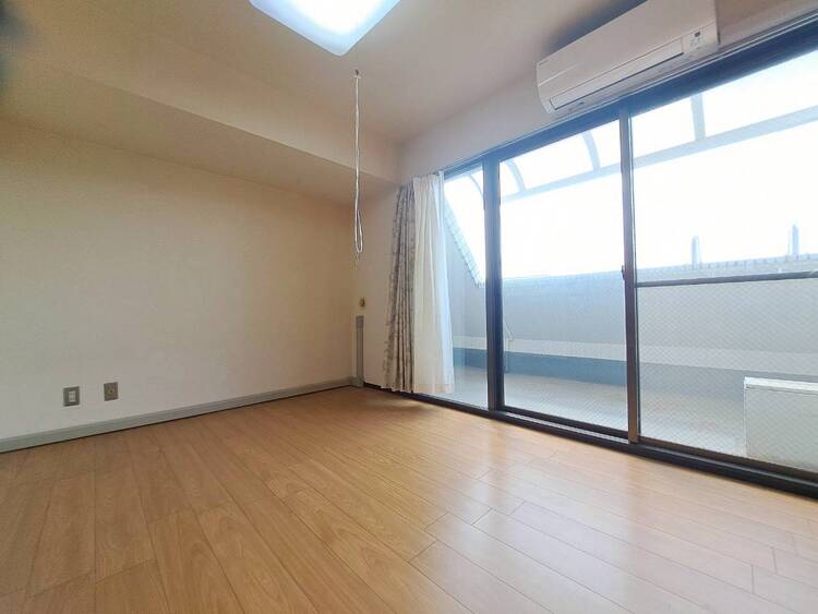 その他 清かで艶やかな時間をもたらしてくれる室内です。