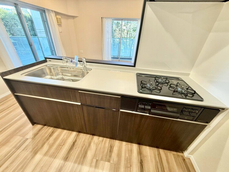 その他 使いやすくスタイリッシュなキッチン空間になっております。