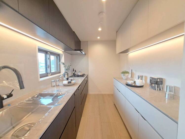 その他 開放感のあるキッチンスペース。調理をしながら、会話も弾みそうですね。